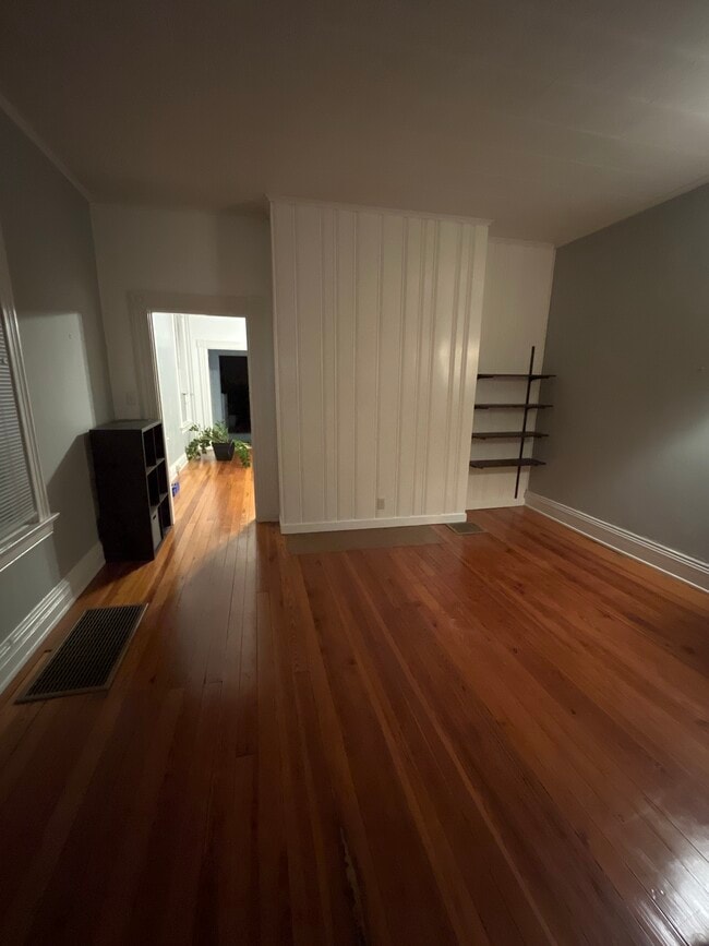 Front room doorway - 1204 S Fort Thomas Ave Unit Apt 1