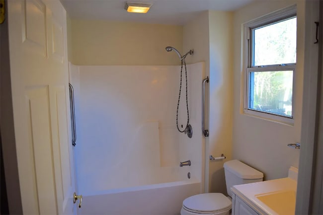 Photo - 505 Pocahontas St