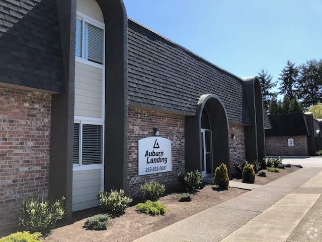 Exterior - Auburn Landing Apartments