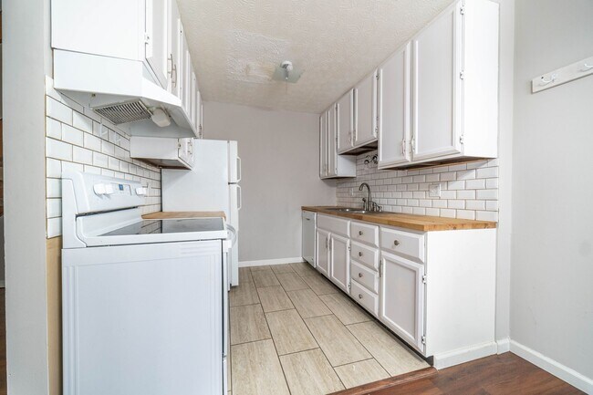 Photo - 2755-2759 Independence Way Unit 2759 Independence Way