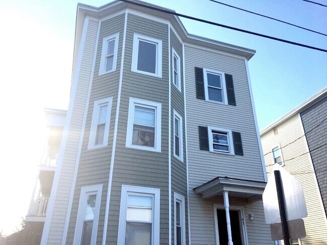 Photo - 93 Second St Unit 3