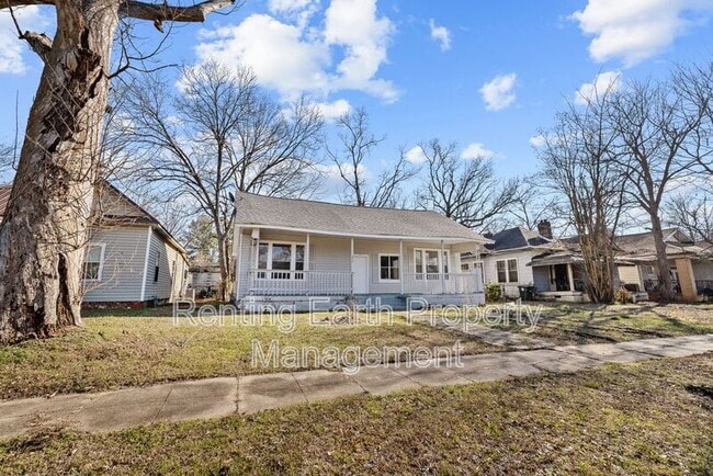 Photo - 1217 Fulton Ave SW