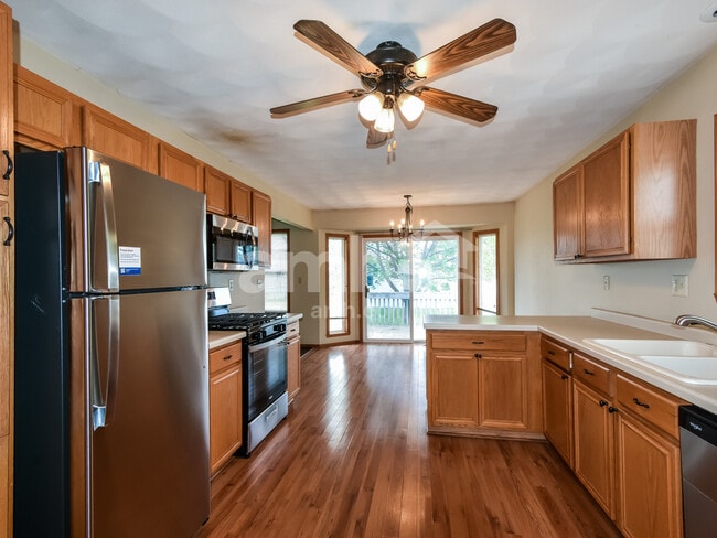 Photo - 10996 Meadowsweet Ln