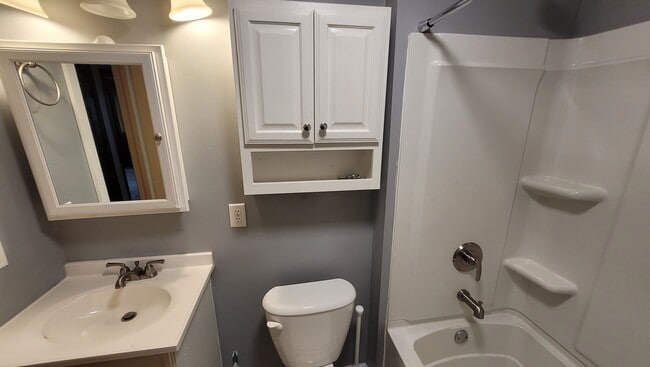 Photo - 209 5th Ave N