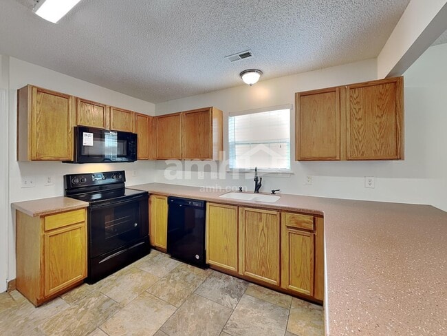 Photo - 4322 Wills Way