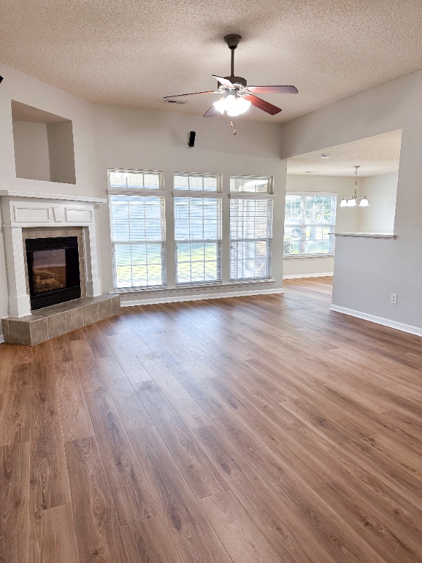 Photo - 118 Artesian Ln NW