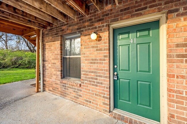 Photo - 801 Naylor Ave Unit A7