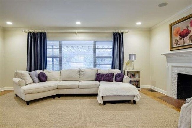 Photo - 4270 Minden Rd