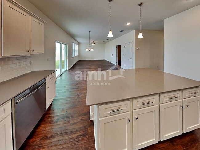 Photo - 2805 Ponds Trl