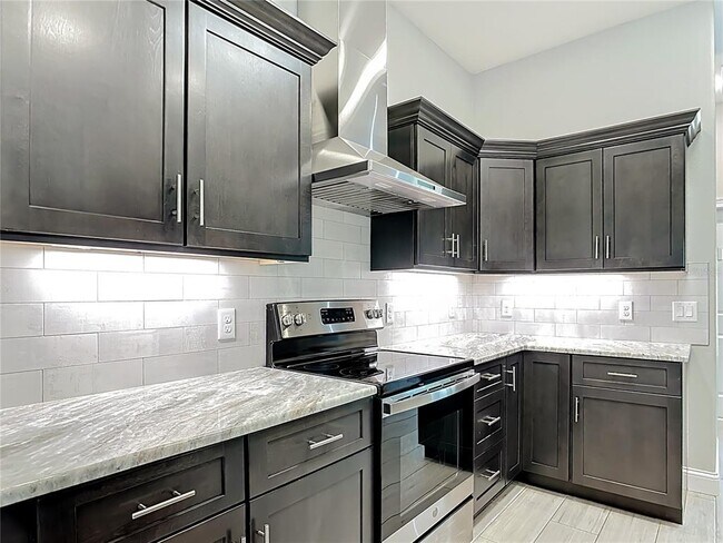 Photo - 540 Alabama Ave