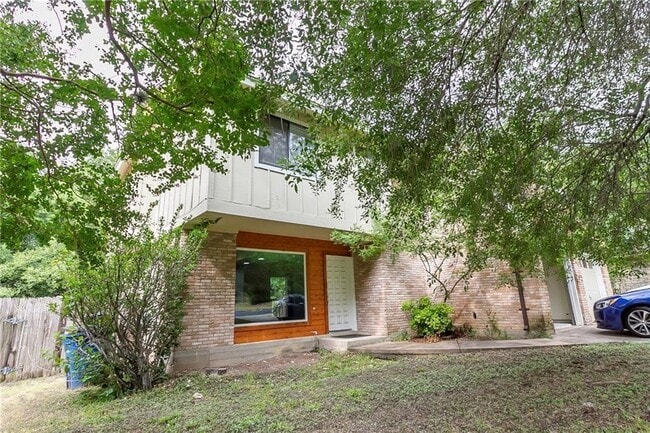 Photo - 3901 Knollwood Dr Unit B