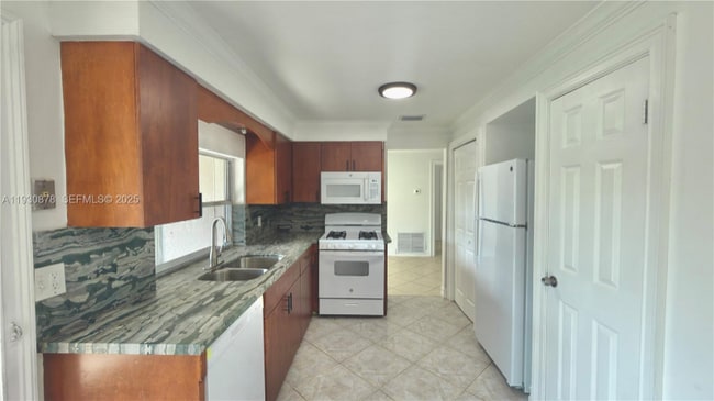 Photo - 6504 Arbor Dr