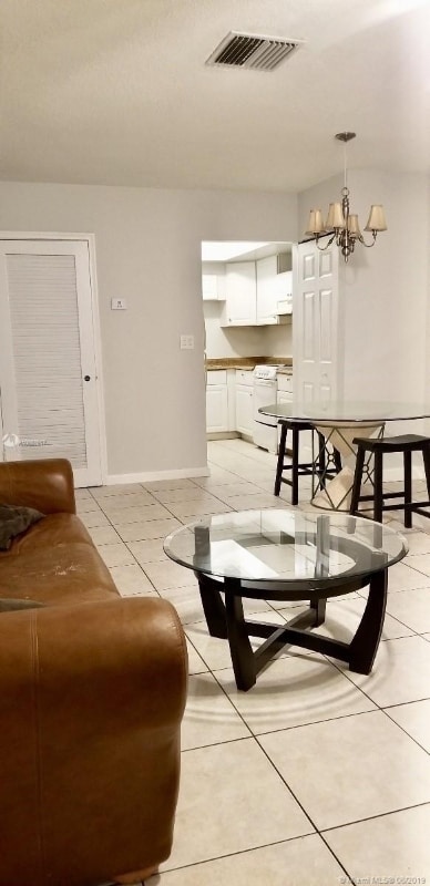 Photo - 415 SW 15th St