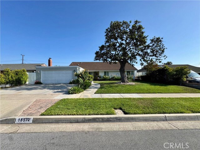 Photo - 18572 Avolinda Dr
