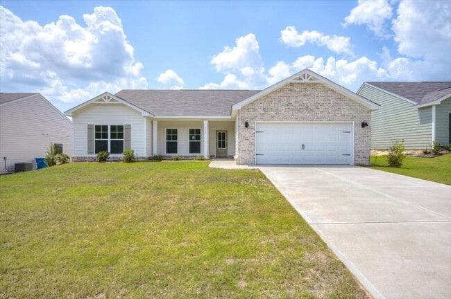 Building Photo - 814 Sweet Grass Cir