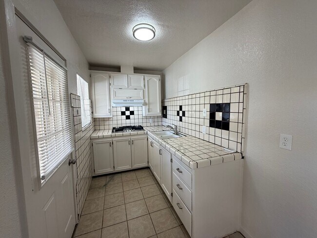 Photo - S. 4th Street Unit 121 S. 4th Street (1/2 )