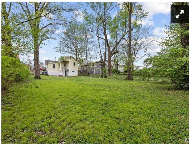 Photo - 9219 Bristol Ave