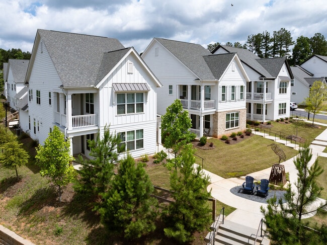 Photo - Hayloft Cottages Suwanee