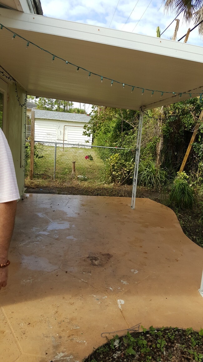 Photo - 325 Kenilworth Blvd Unit Studio