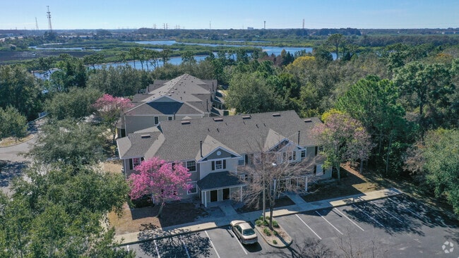 Photo - Riverside Apartments