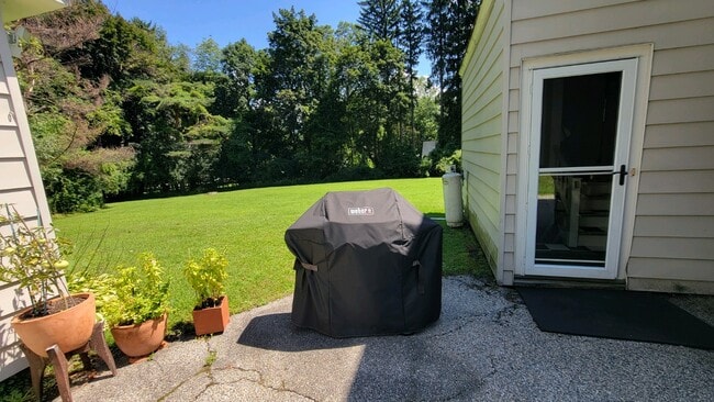 Photo - 349 Elm St