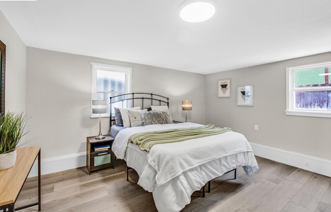 Photo - 2106 57th Ave