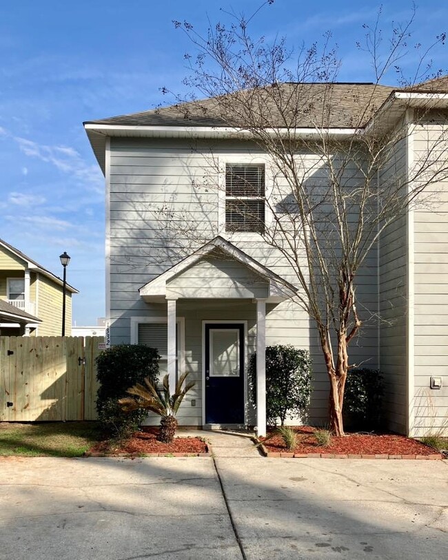 Photo - 1332 Tropical Cv