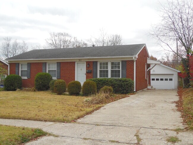 Building Photo - 352 Harvard Dr