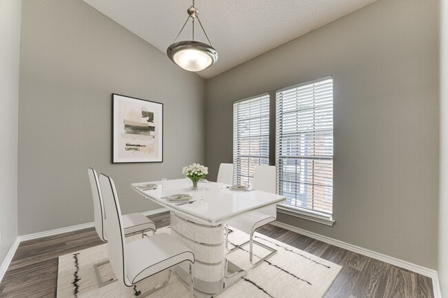 Photo - The Manhattan Apartments