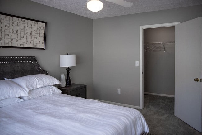 Canal's Edge Apartments