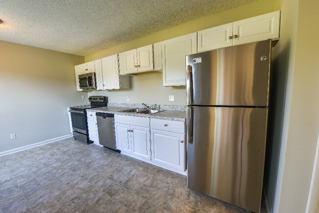 Photo - 7117 Tollhouse Dr