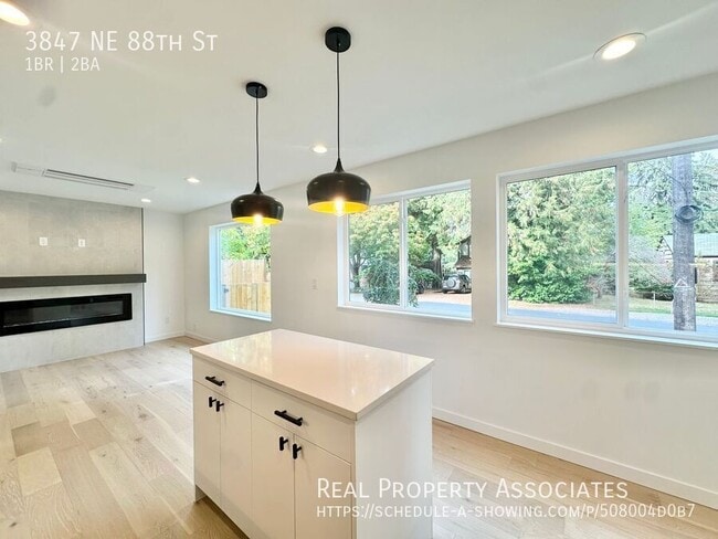 Photo - 3847 NE 88th St