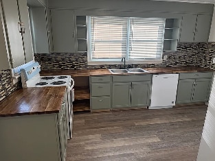 Photo - 2450 Brights Pike