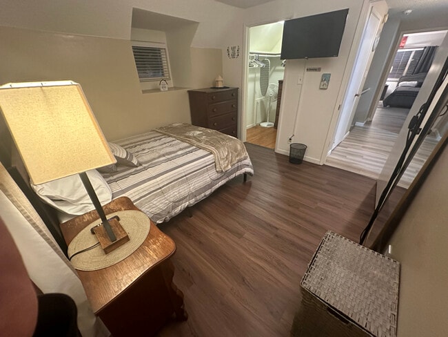 Photo - 6774 Sandylee Way