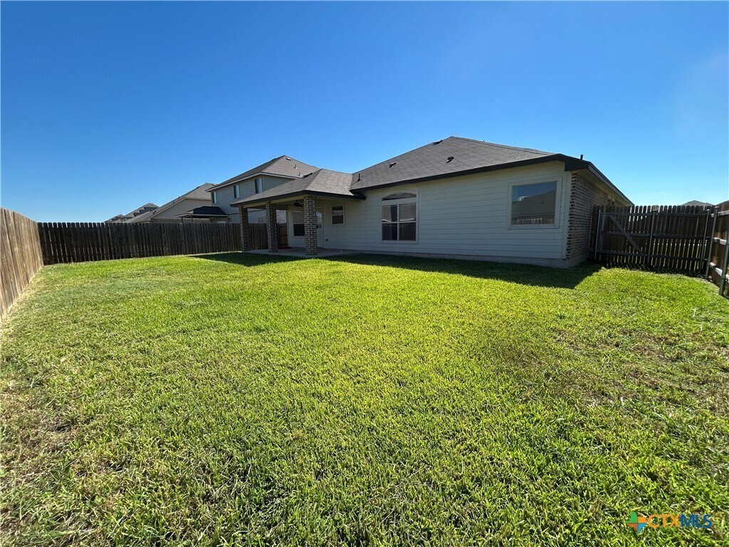 Photo - 311 Paddock Ln