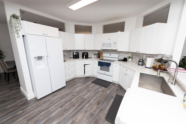 Photo - 3375 SW 181st Ter