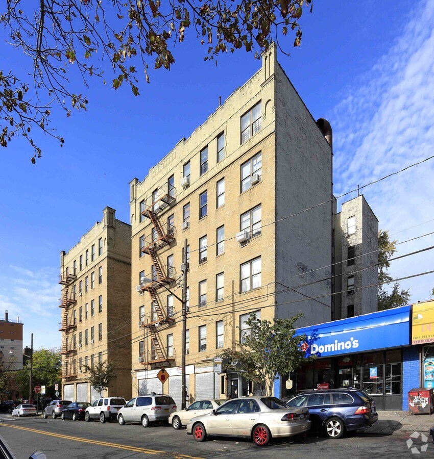 Photo - 3605 Kingsbridge Ave
