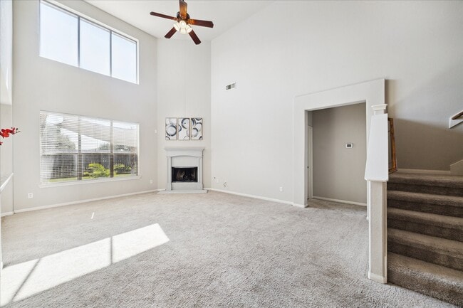 Photo - 831 Glen Abbey Dr