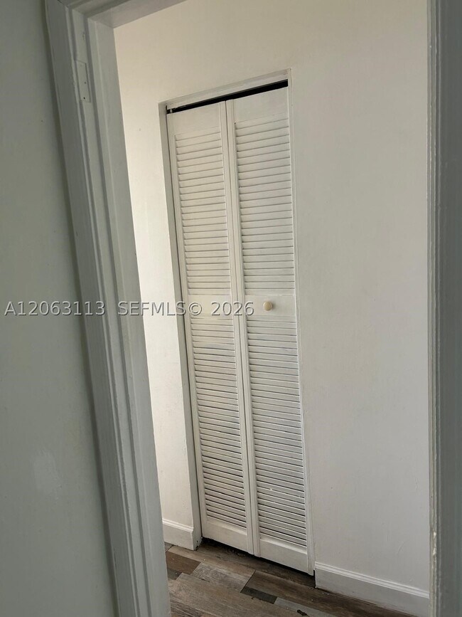 Photo - 10 Bay Dr E Unit 10