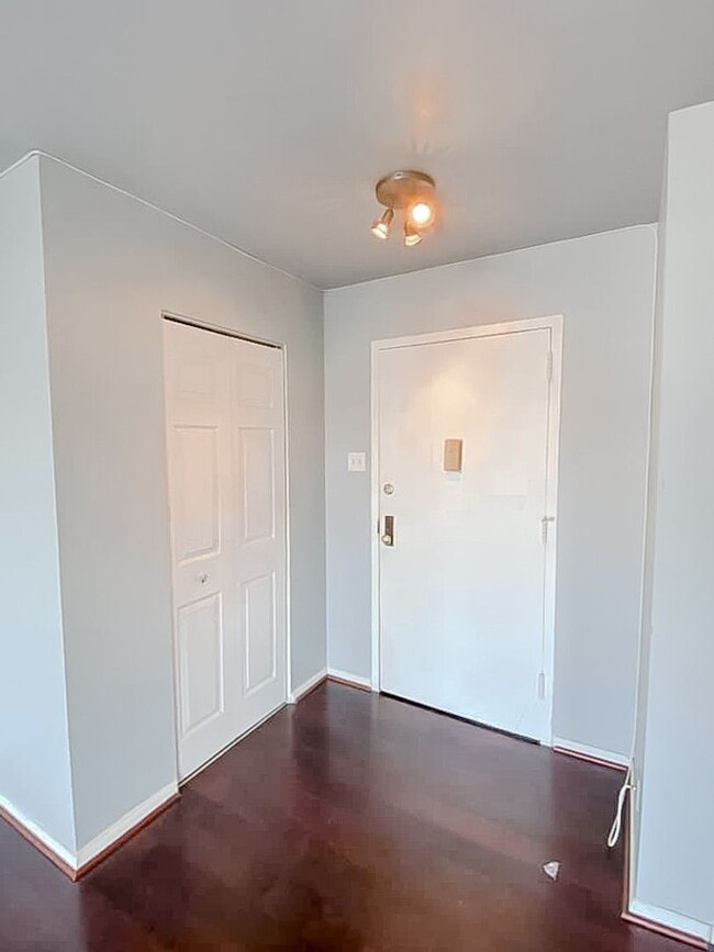 Photo - Beautiful 1 Bed 1 Bath Condo In Pavilion O...