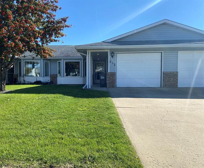 Photo - 2 Bed 1 Bath Unit in Red Deer, AB Unit 212