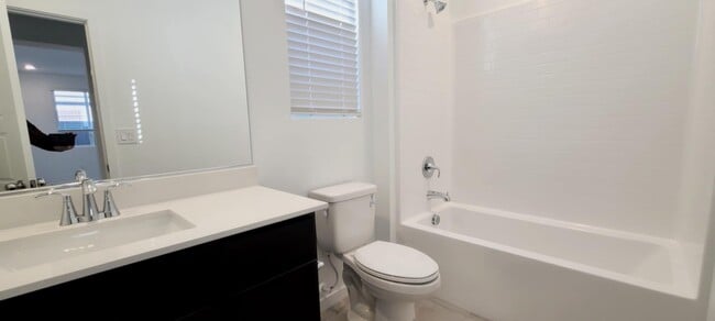 Photo - 9500 Sequoia Rdg Ave