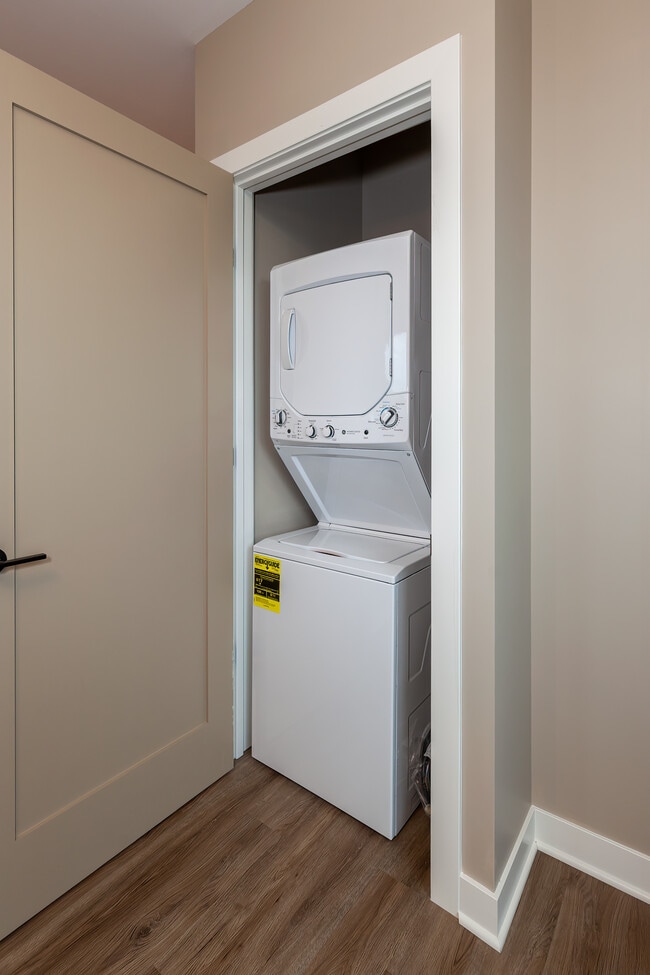 Isaac Executive Suites