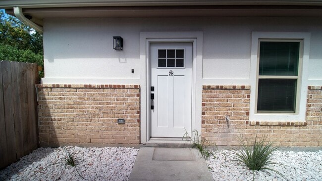Photo - 312 E Magnolia Ave Unit 2 B