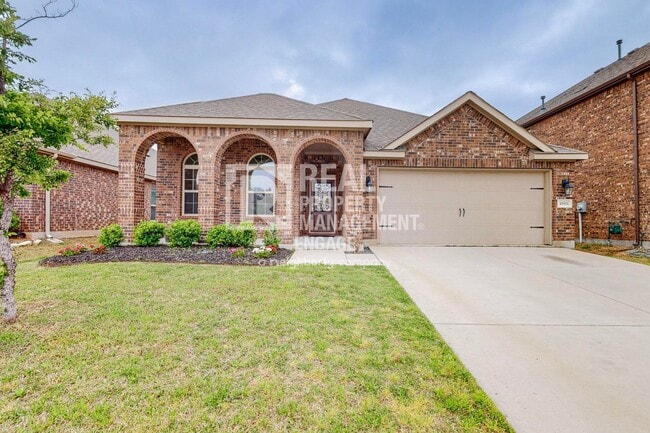 Building Photo - Modern 3 Bedroom Single-Story Home for Rent in Aubrey!