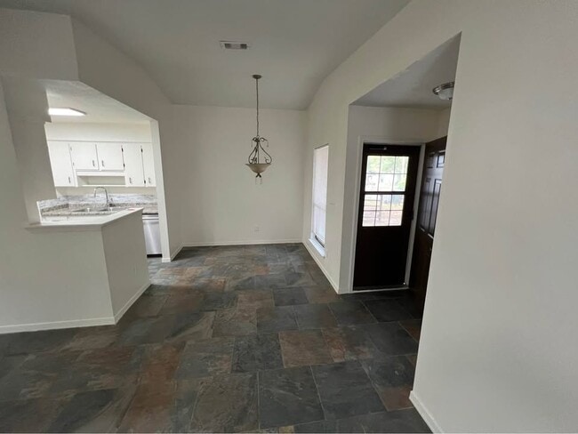 Photo - 8341 Country Walk Dr