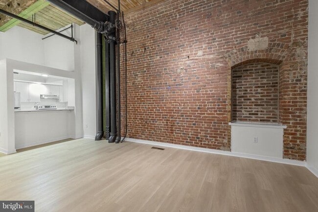 Building Photo - 303 Vine St Unit 109 Rental