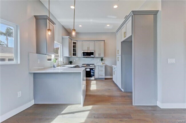 Photo - 409 Olive St