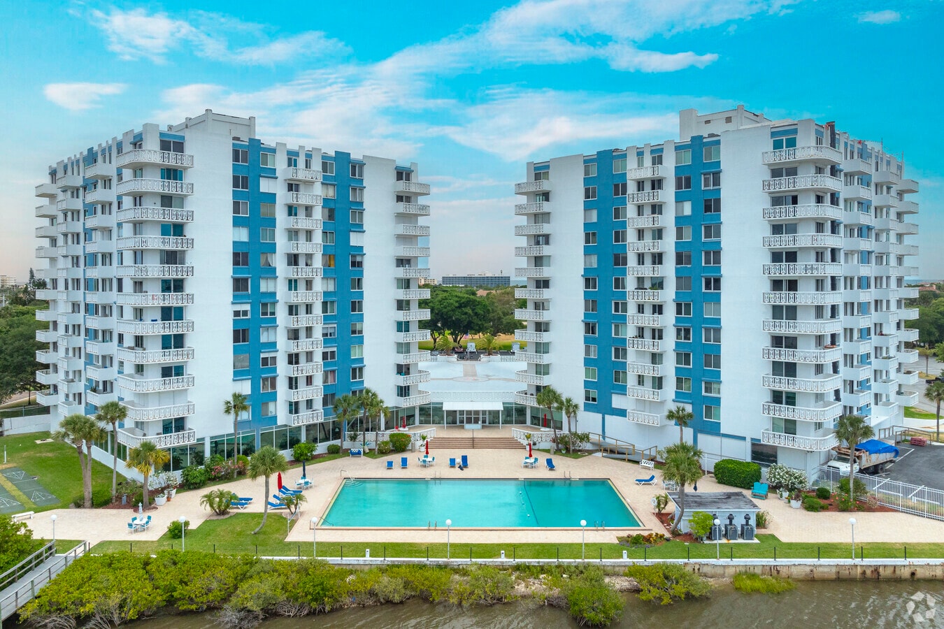 Bayshore Club - Bayshore Club