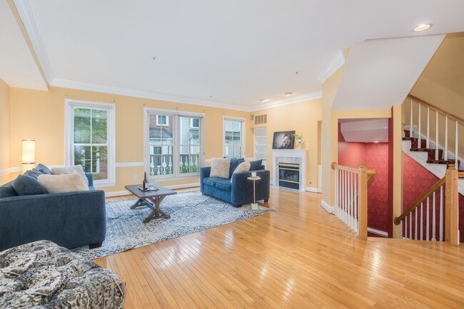 Photo - 2310 N Van Buren Ct